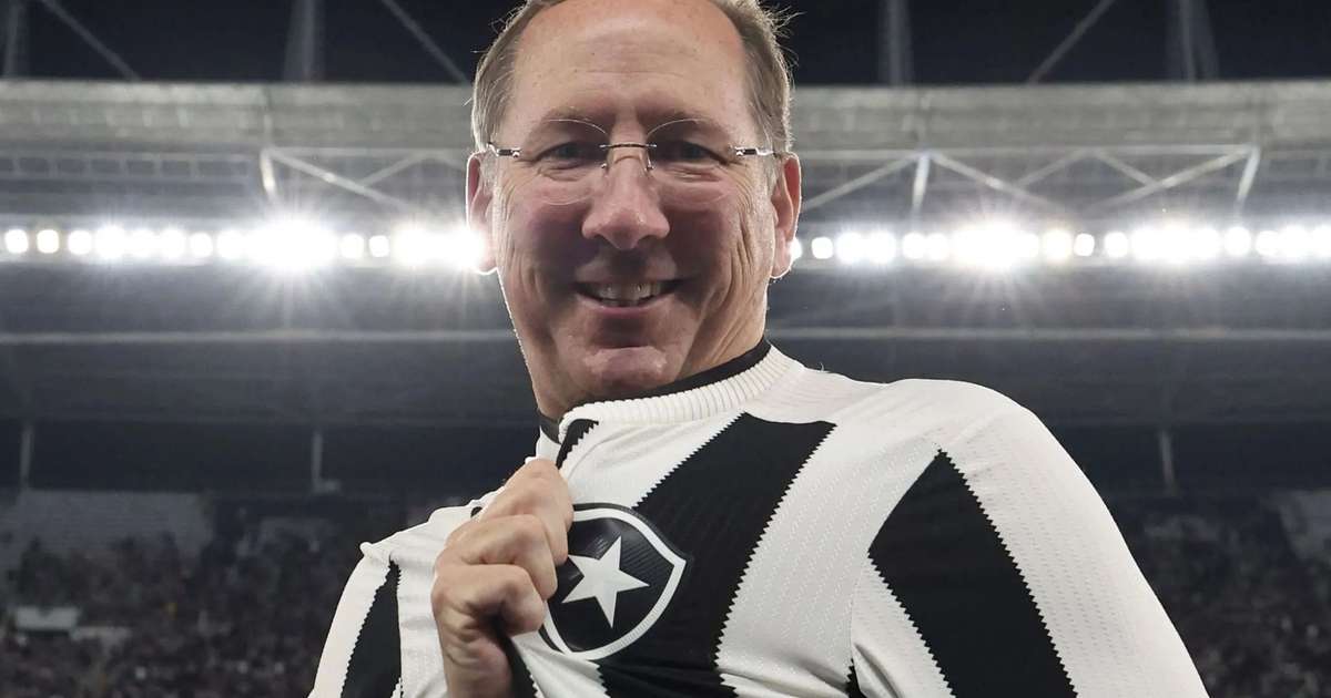 Botafogo's Dilemma: Reinforcements Amidst R$114M Transfer Ban Threat